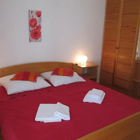 Apartament Zora *